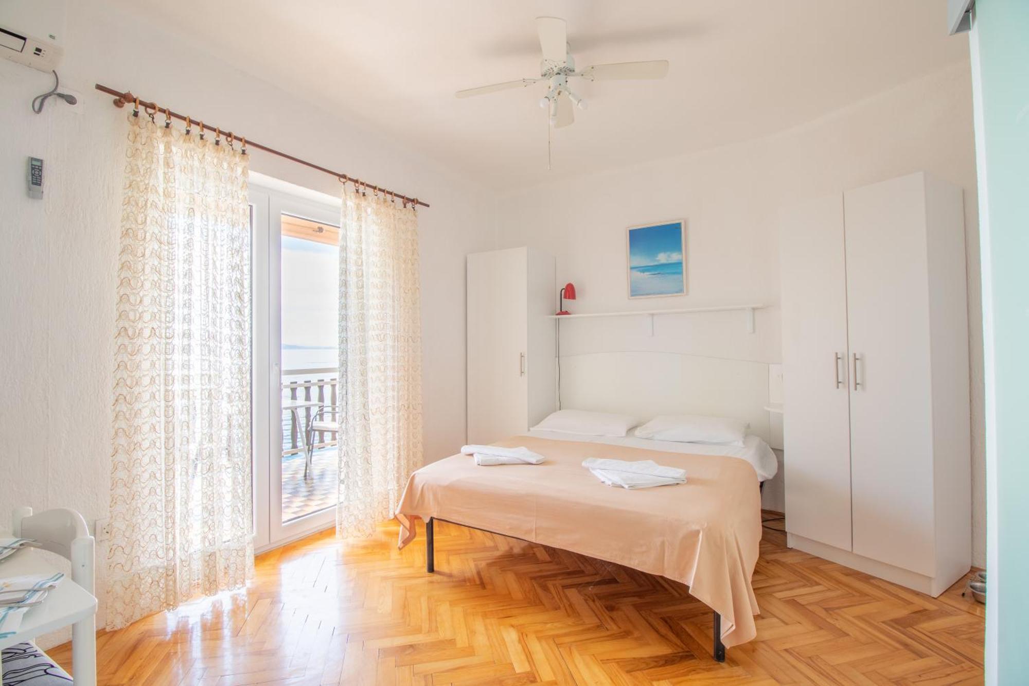 Plaza 2 Hotel Sveti Juraj Eksteriør billede