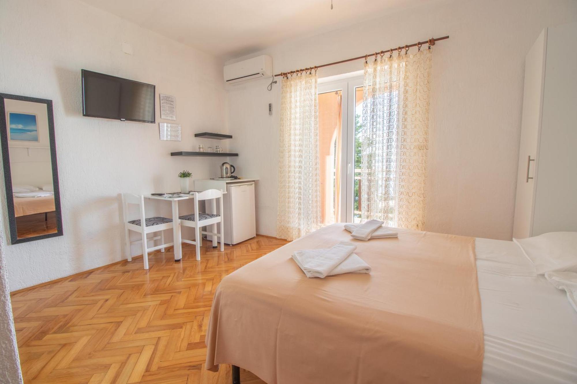 Plaza 2 Hotel Sveti Juraj Eksteriør billede
