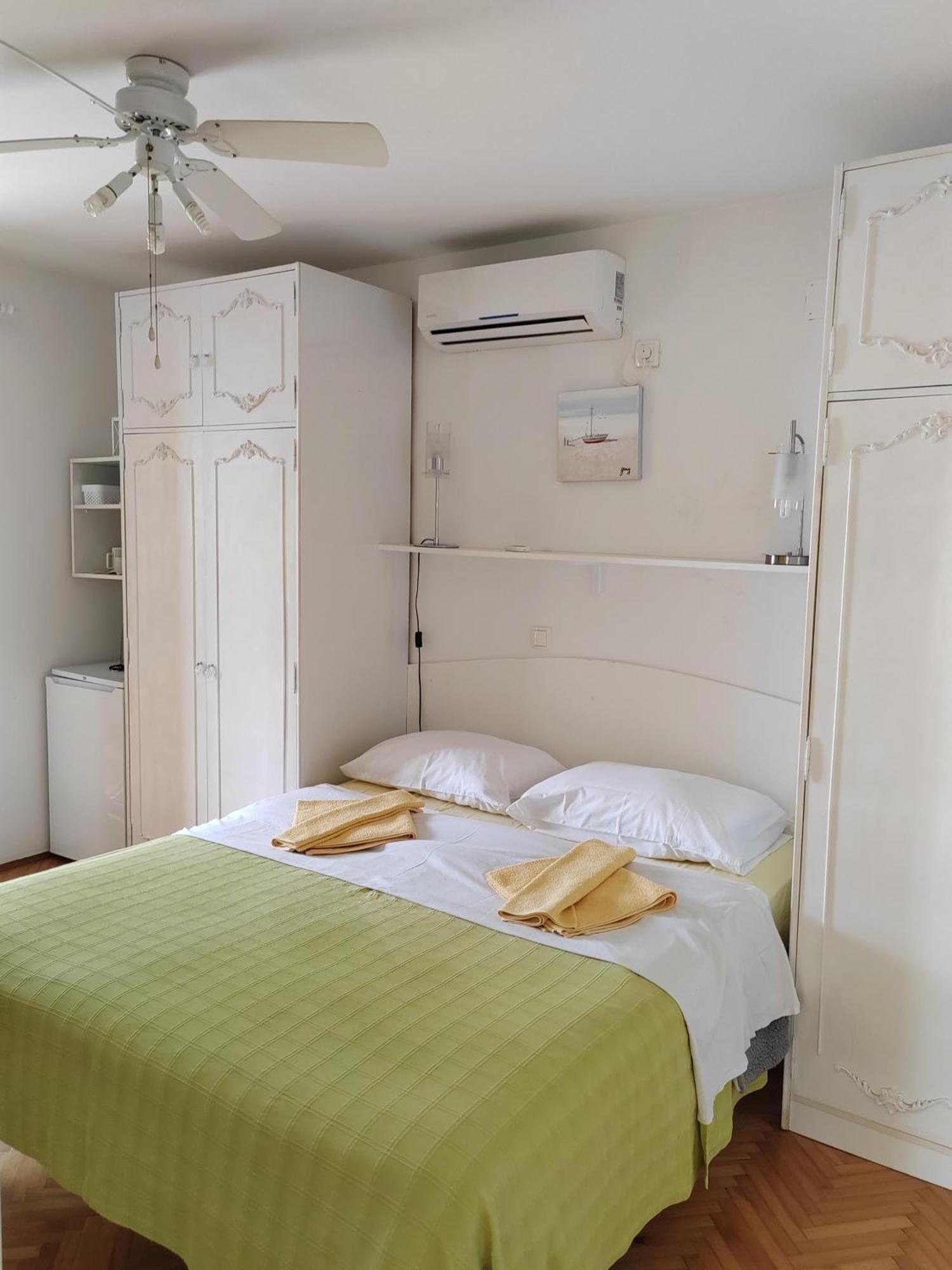 Plaza 2 Hotel Sveti Juraj Eksteriør billede